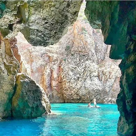 Daire Frada's Quartu SantʼElena